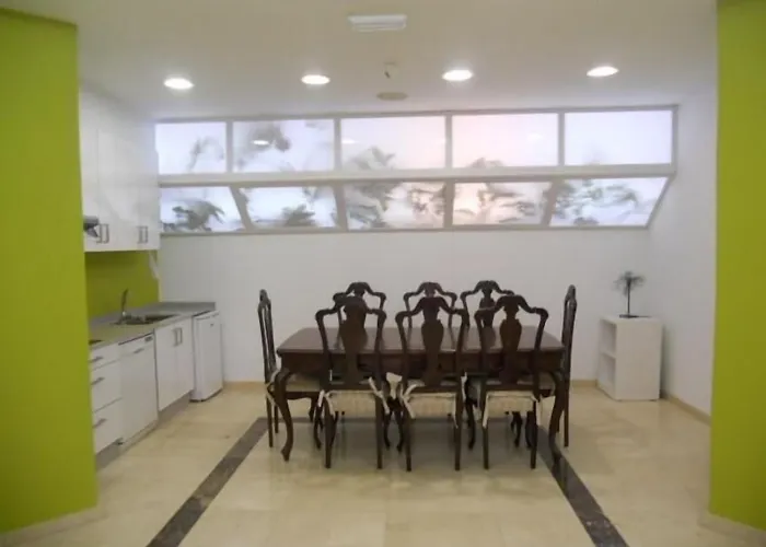 La Estacion Albergue Santiago de Compostela