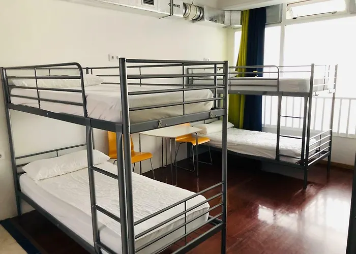 La Estacion Albergue Santiago de Compostela