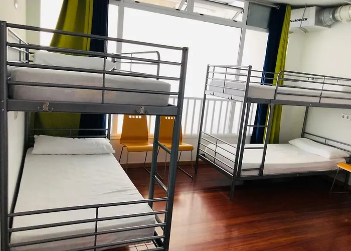 La Estacion Albergue Santiago de Compostela